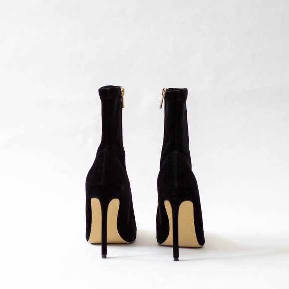 Neiman Marcus | Black Pointed Toe Ankle Boots - Picture 2 of 4